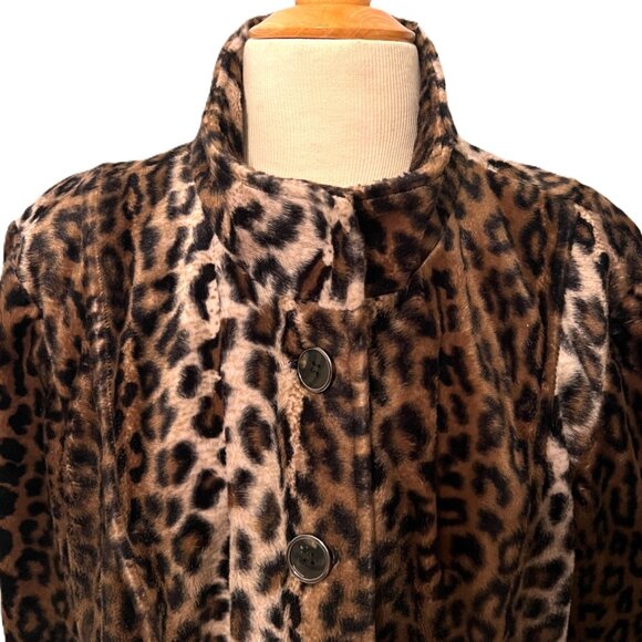 Chicos Women's Faux Fur Swing Coat Jacket Leopard Animal Print Size 3 (US 16) - Picture 4 of 11